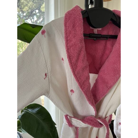 Lilly Pulitzer Bathrobe Womens Small White Pink Palm Trees Girl Cutesy - Picture 4 of 10
